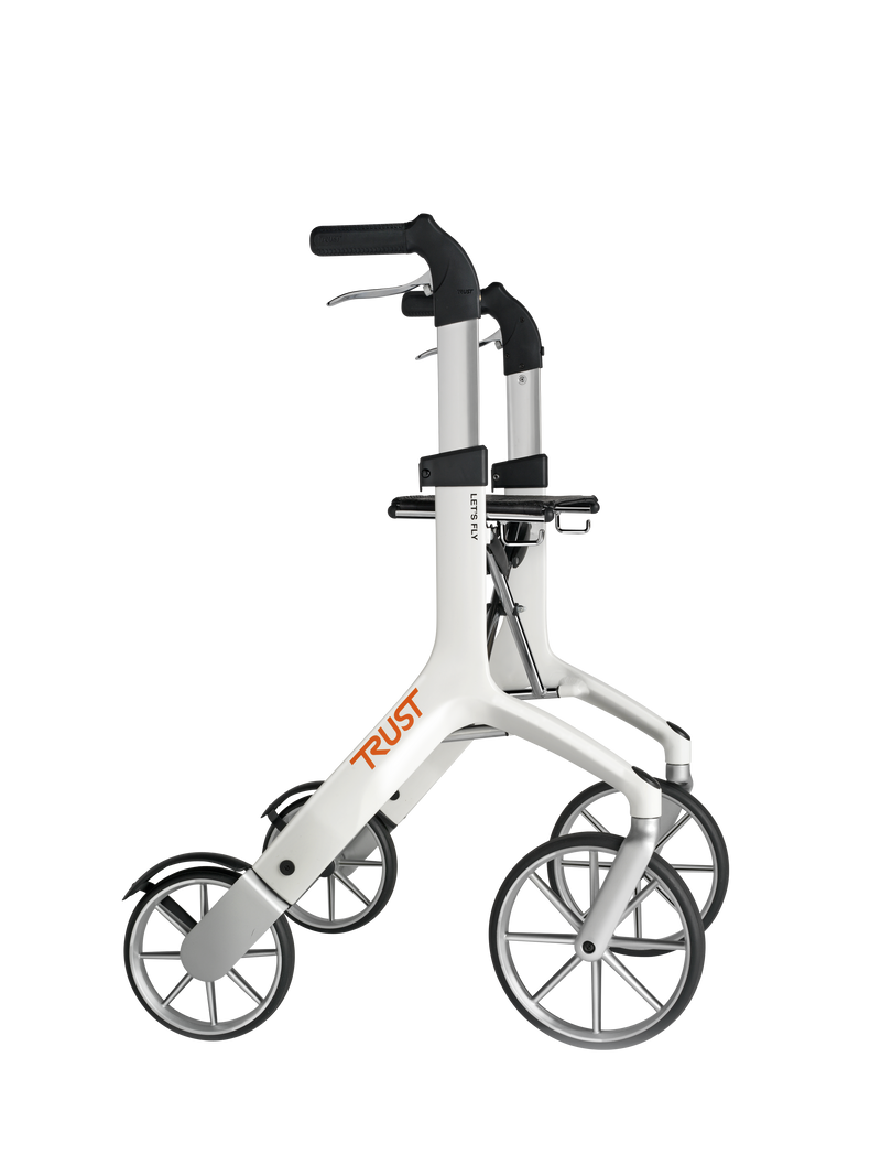 Load image into Gallery viewer, Vit Let’s Fly rollator från Trust Care i sidovy med stora hjul.